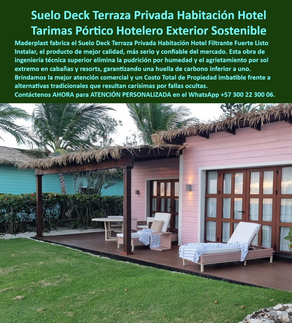 Piso Terraza Balcón Cabaña Resort Porches Suelo Deck Maderplast Suelo Deck Terraza Privada Habitación Hotel Filtrante Fuerte Listo Instalar Tarima Deck Pórtico Hotelero Exterior Aislante Térmico Alta Durabilidad Deck Patio Exterior sol  SUELO DECK PARA TERRAZA PRIVADA DE HABITACIÓN HOTELERA: EL DETALLE QUE DEFINE SI EL HUÉSPED REGRESA O SIMPLEMENTE SE VA La terraza privada de una habitación hotelera de categoría superior es el espacio más íntimo y valorado que un resort puede ofrecer: el lugar donde el huésped toma su café de la mañana descalzo, donde extiende la toalla después de la piscina, donde se sienta al atardecer sin que nadie lo interrumpa. Es el espacio que decide si ese huésped publica cinco estrellas o tres, si recomienda el establecimiento a sus colegas o simplemente no vuelve. El suelo deck para terraza privada de habitación hotelera filtrante y listo para instalar fabricado por Maderplast en polímero técnico de alto impacto es la superficie que convierte ese espacio en una experiencia de lujo sostenida, no en una inversión que empieza a mostrar su deterioro antes de que termine la primera temporada de operación. La imagen lo muestra con la precisión de una instalación real terminada: una cabaña de resort de categoría premium con fachada rosa coral y techo de palma, flanqueada por vegetación tropical densa y césped impecable, con una terraza pórtico privada completamente revestida en deck oscuro tono wengué instalado al ras del jardín, bajo una pérgola de madera oscura que enmarca el espacio y lo protege de la radiación solar directa. Sobre el deck, una tumbona con cojín blanco, una silla lounge tejida con cojín y una mesita auxiliar componen el área de descanso privado que ningún huésped fotografía sin publicar. Las tablillas del deck muestran veteado longitudinal uniforme, juntas limpias de drenaje, superficie lisa sin irregularidades y color homogéneo sin manchas ni variaciones de tono que delaten sustituciones o intervenciones de mantenimiento previas. Ese aspecto impecable no es resultado de mantenimiento frecuente: es la propiedad natural de un material que no se degrada en las condiciones que destruyen cualquier alternativa convencional instalada en ese entorno. Una cabaña de resort tropical enfrenta simultáneamente los factores de deterioro más agresivos para cualquier material de piso exterior: humedad permanente del ambiente marino, sol directo que en climas tropicales supera los índices UV que deterioran la madera tratada en menos de dos temporadas, lluvia intensa con acumulación de hojas y materia orgánica sobre la superficie, y el agrietamiento por expansión térmica diferencial entre el día y la noche en zonas costeras. La madera pintada astilla, la madera tratada se agrieta y decolora, el compuesto WPC de baja densidad amarilla con el UV y pierde la textura superficial que justificaba su precio inicial. El deck pórtico hotelero exterior aislante térmico de alta durabilidad de Maderplast no experimenta ninguno de esos procesos de degradación porque su estructura molecular de polímero técnico de color integral es inerte a la humedad, al UV, a la salinidad marina, a los ciclos térmicos y a la colonización biológica. La huella de carbono inferior a uno lo posiciona además como solución sostenible compatible con las certificaciones ambientales que los resorts de alto estándar incorporan activamente en su propuesta de valor diferencial. Jimena Vargas, Directora de Operaciones del Boutique Resort Palmeras del Caribe en Barú, lo certifica con la autoridad de quien gestiona 48 habitaciones con terraza privada en clima marino: "Antes de Maderplast cambiábamos las tablillas de las terrazas de cabaña cada dos años en promedio. El costo de mano de obra, material y la interrupción del servicio de las habitaciones en intervención era uno de los rubros más dolorosos del presupuesto de mantenimiento. Con Maderplast instalamos el deck en las 48 terrazas en una sola intervención programada de ocho días. Tres temporadas después no hemos reemplazado una sola tablilla, el color es idéntico al de instalación y los huéspedes mencionan específicamente la terraza en sus reseñas como uno de los elementos más valorados del resort. El costo total de propiedad frente a la madera tratada que usábamos antes es incomparable. Lo que pagamos una sola vez con Maderplast ya nos habría costado el doble con cualquier otra solución en el mismo período. Los demás productos, aunque los ofrezcan más baratos, terminan siendo los más caros cuando sumas todo lo que generan." Los decks para patio exterior de cabaña hotelera resistentes al sol y salitre de Maderplast se fabrican a medida, se instalan sobre estructura existente sin demolición y se entregan con garantía documentada superior a veinte años. Cuando la terraza privada es el lujo que el huésped pagó, Maderplast es la única garantía de que ese lujo permanezca. Asesoría Especializada con un Especialista de Maderplast — Atención Personalizada en este WhatsApp: +57 300 22 300 06